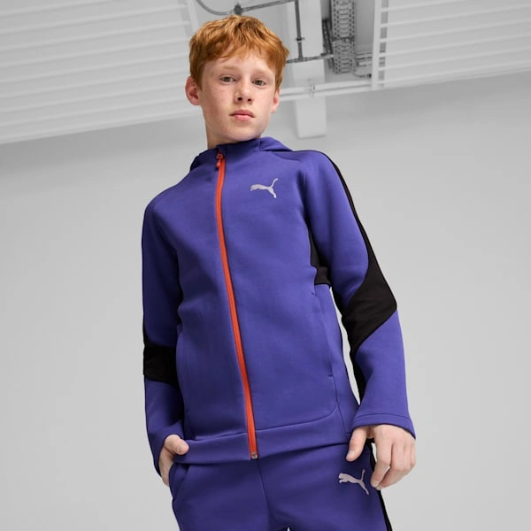 Cúpla hoodie EVOSTRIPE le haghaidh páistí móra ó PUMA: Cluthar, stylish, agus go hiomlán uamhnach, faigh an ceann seo!