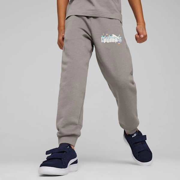 Sweatpants Samhraidh do Leanbh Beag | PUMA: An Saol Faoi Lúthchleas! Campa samhraidh ESS+ iontach, stíl agus spórt!